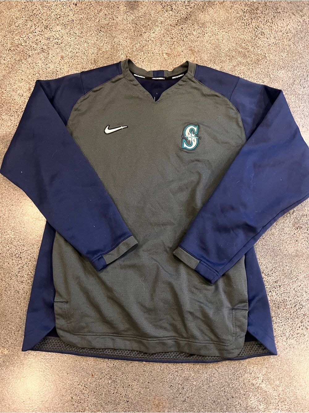 Mariners Nike V neck sweatshirt